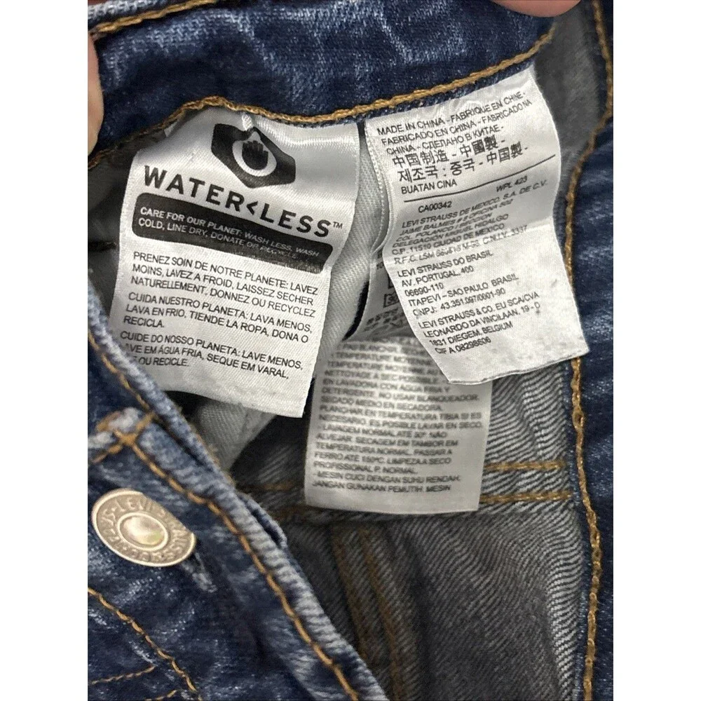 Levi's 502 Men’s Denim Jeans, Medium Wash, Size 30/32 Broke In